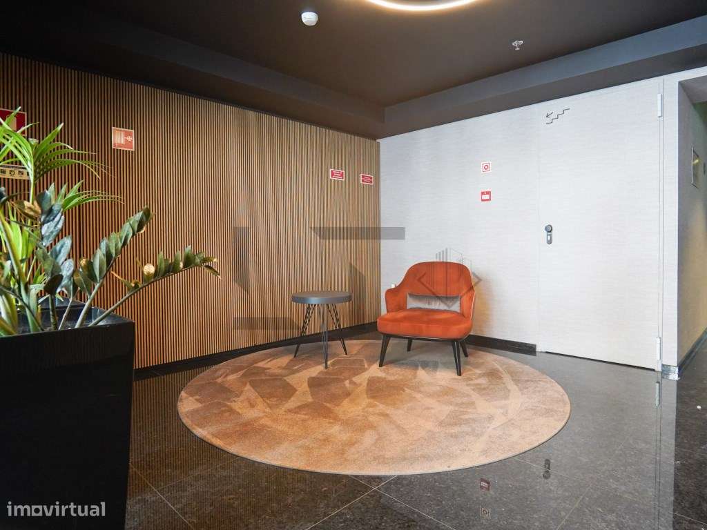 Apartamento T1 de Luxo no Edificio Varino com Garagem, para Arrenda... - Grande imagem: 4/20