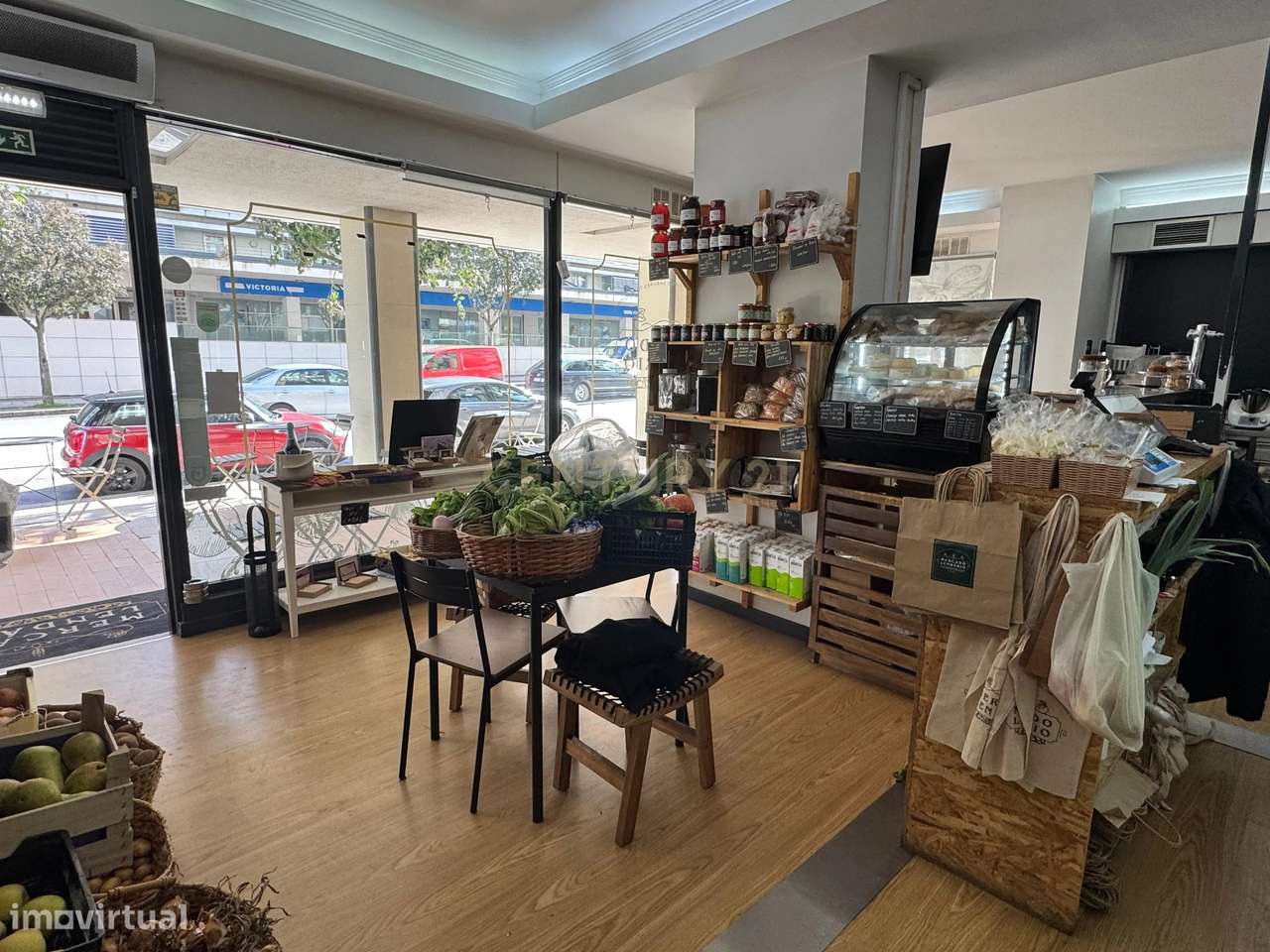 Mercearia Gourmet para trespasse junto ao Palácio de Cristal-9