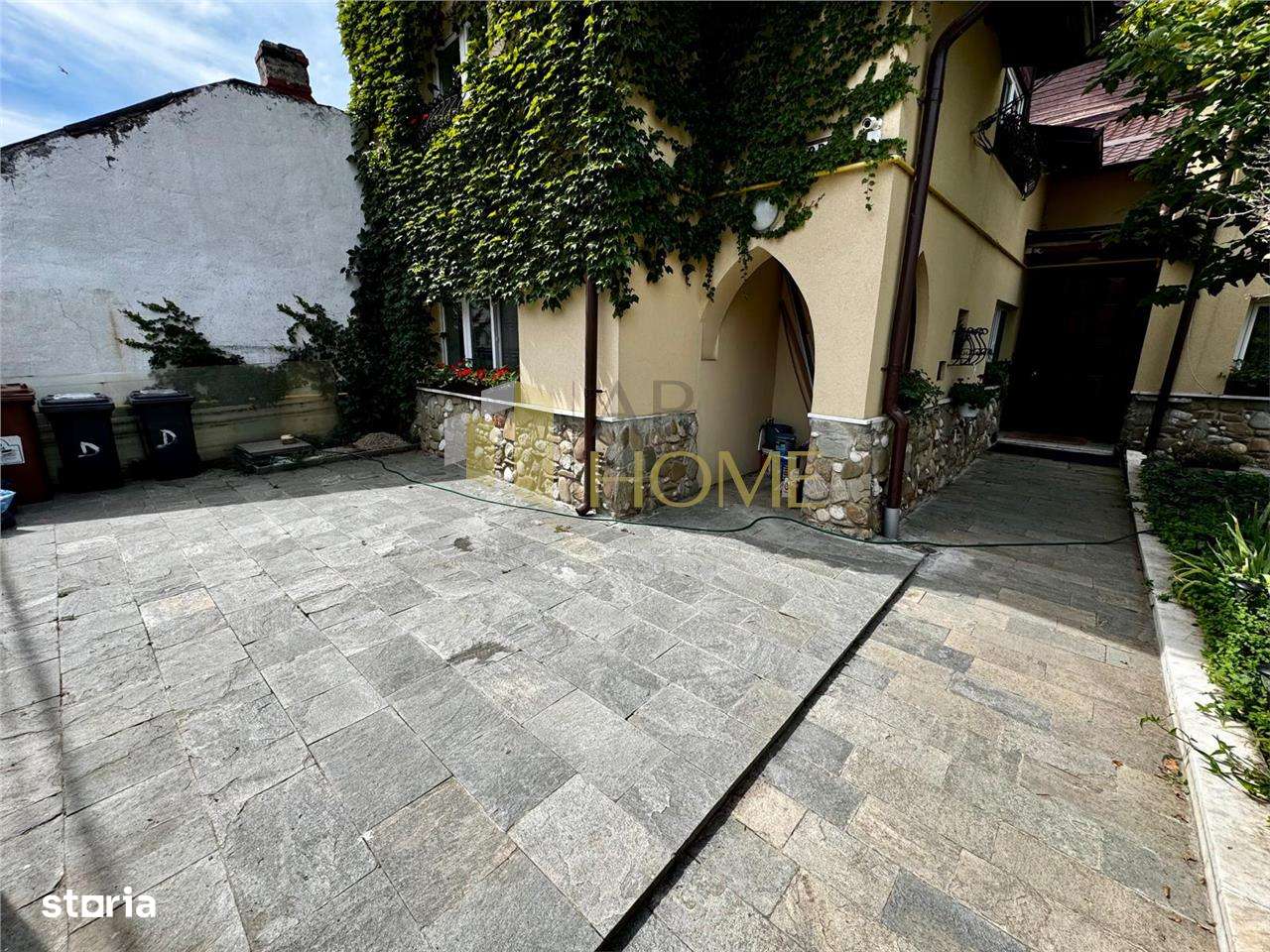 Vanzare casa 6 camere, in Ploiesti, zona centrala - Imagine principală: 3/20