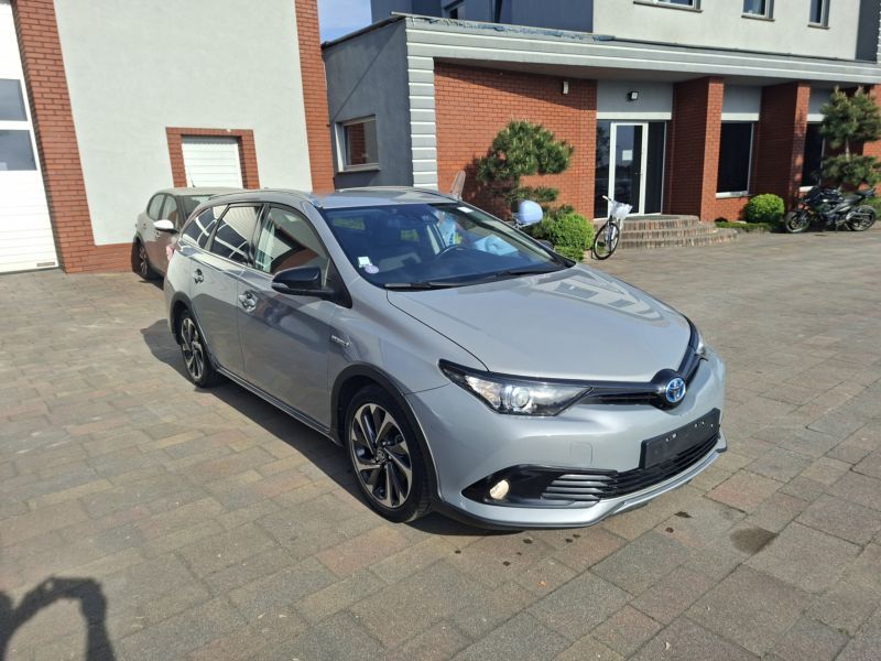 Toyota Auris II 1.8 VVT-i Automatik Design Edition 2018
