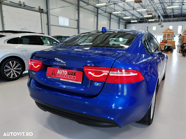 Jaguar XE E-Performance Aut. R-Sport - 3