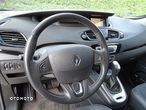 Renault Scenic 2.0 dCi Bose - 21