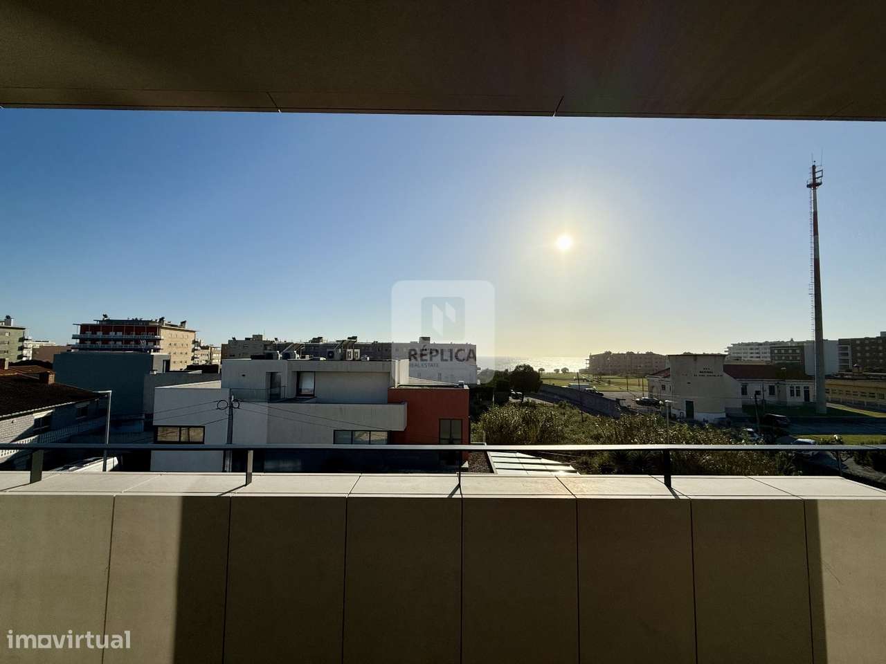 Apartamento T3  com varanda de 25 m² e garagem em Leça da Palmeira - Grande imagem: 5/28