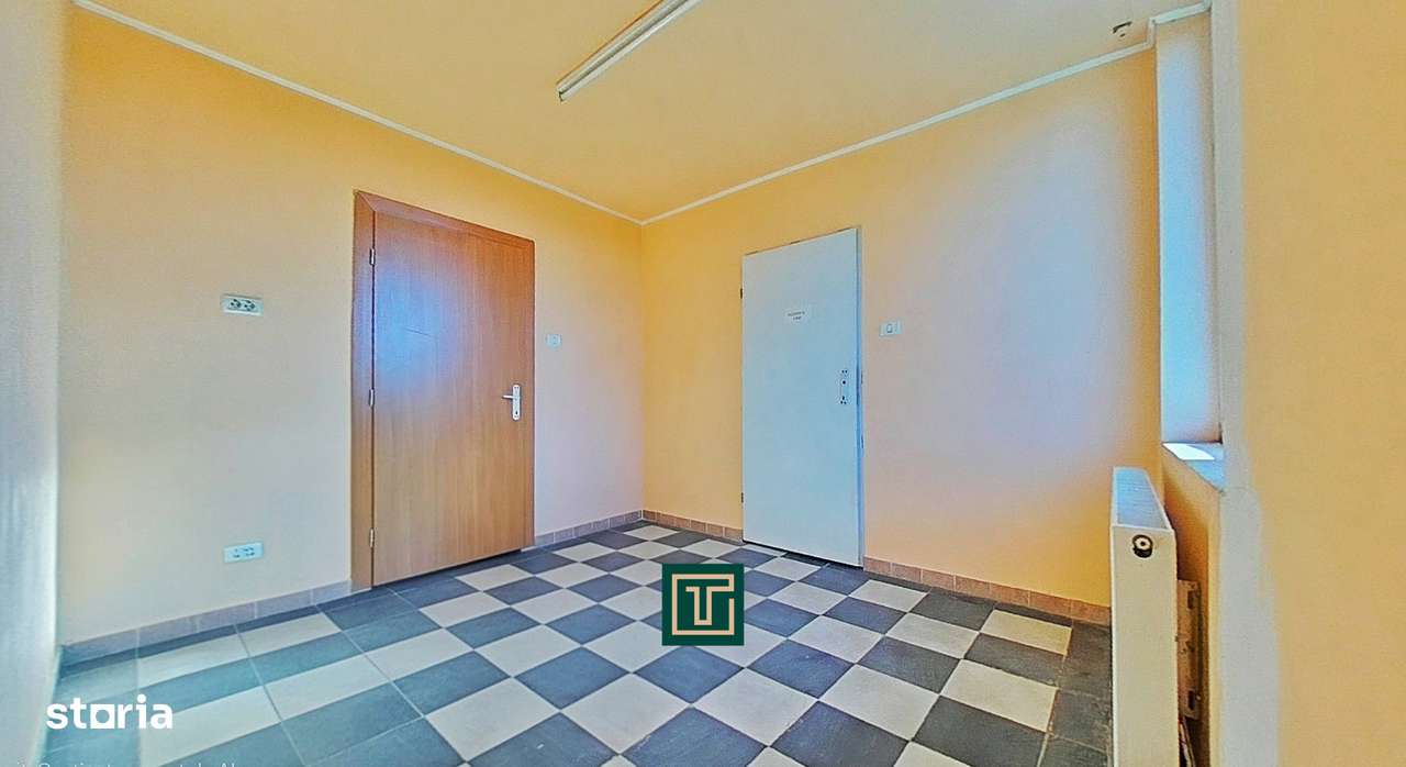 Clădire cu 10 camere în Aradul Nou – ideală pentru investiție/afaceri-12