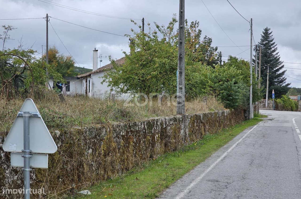 Prédio Urbano com Comércio e Habitação – Aldeia de Chã, Alijó-9