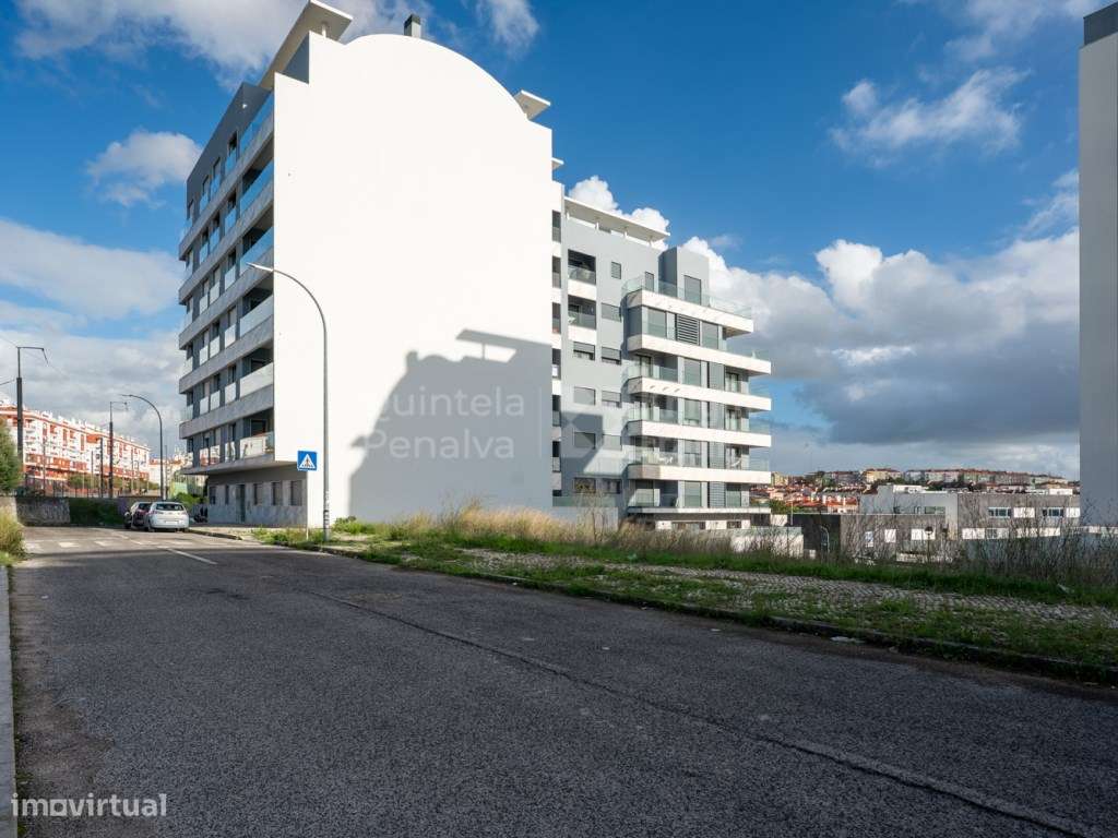 Terreno com projeto aprovado e licenças a pagamento. - Grande imagem: 4/24