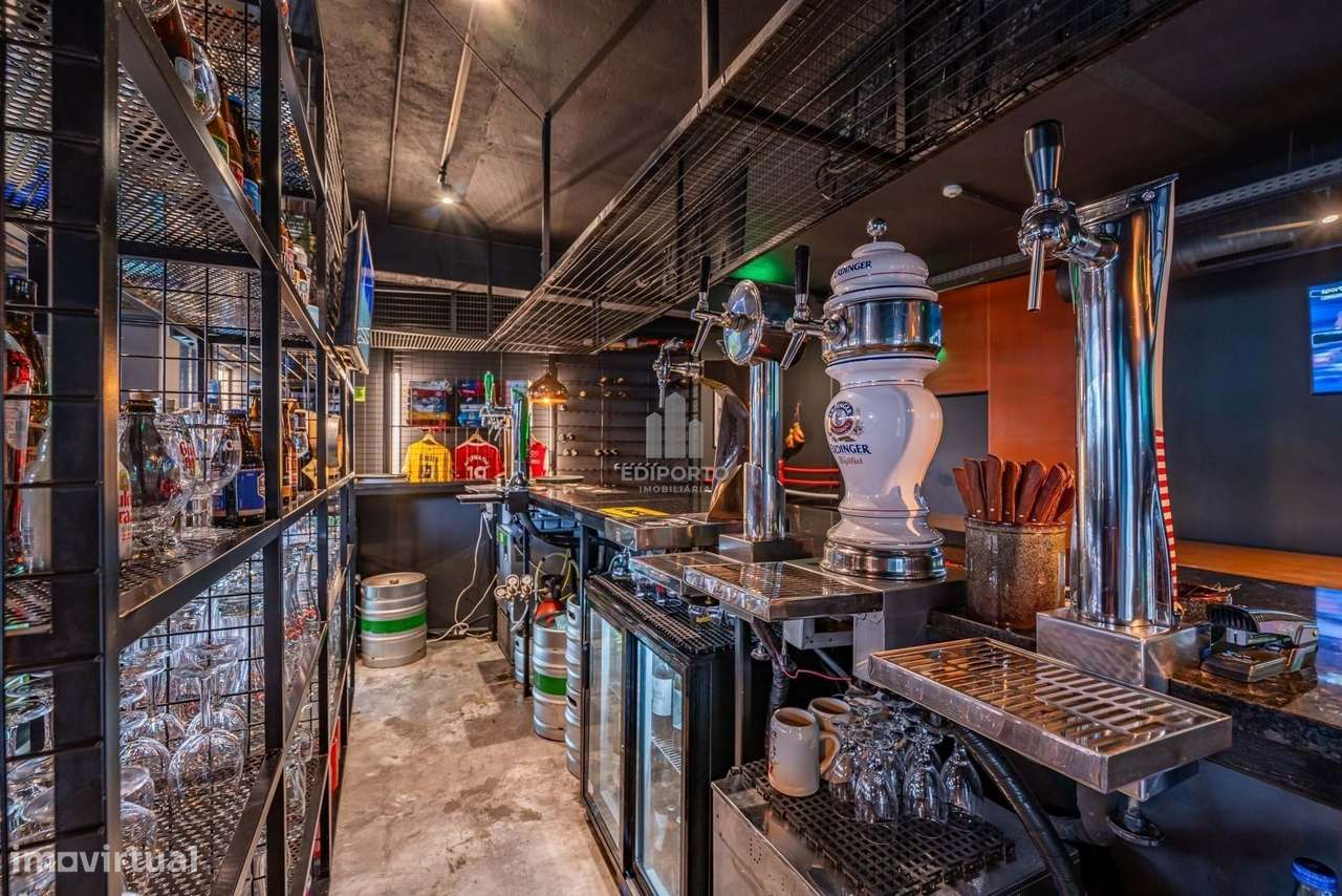 Restaurante /Bar para venda com 90 lugares sentados ao Gaia Shopping (-13
