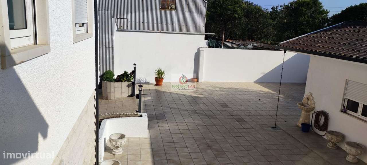 Moradia T3 com anexos e garagem em Nariz - Grande imagem: 4/38