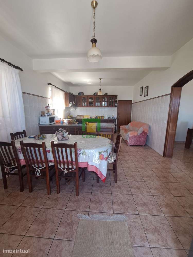 Moradia – Santa Cruz - Mais