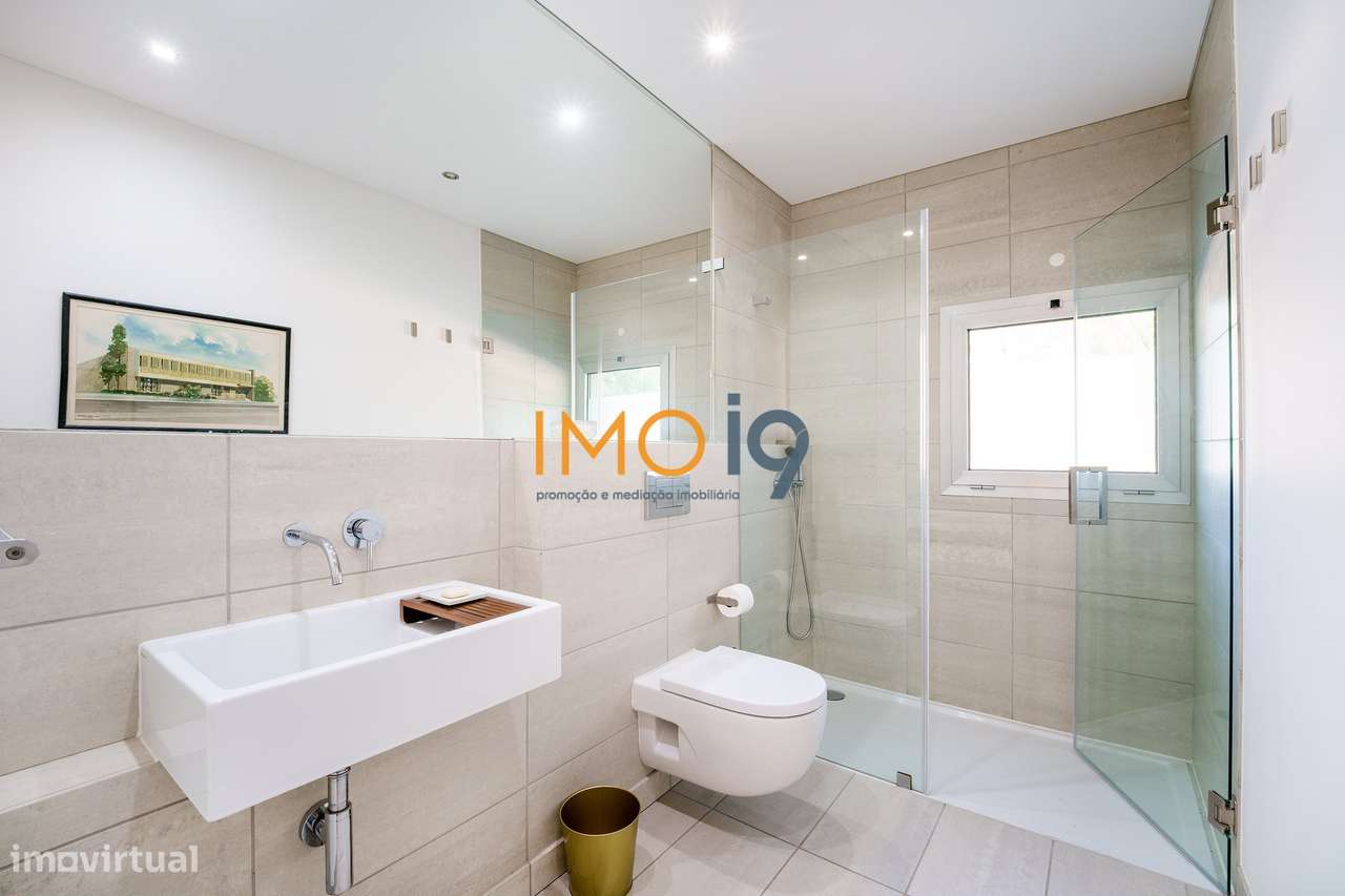 Moradia T4 Luxo - São Mamede-37