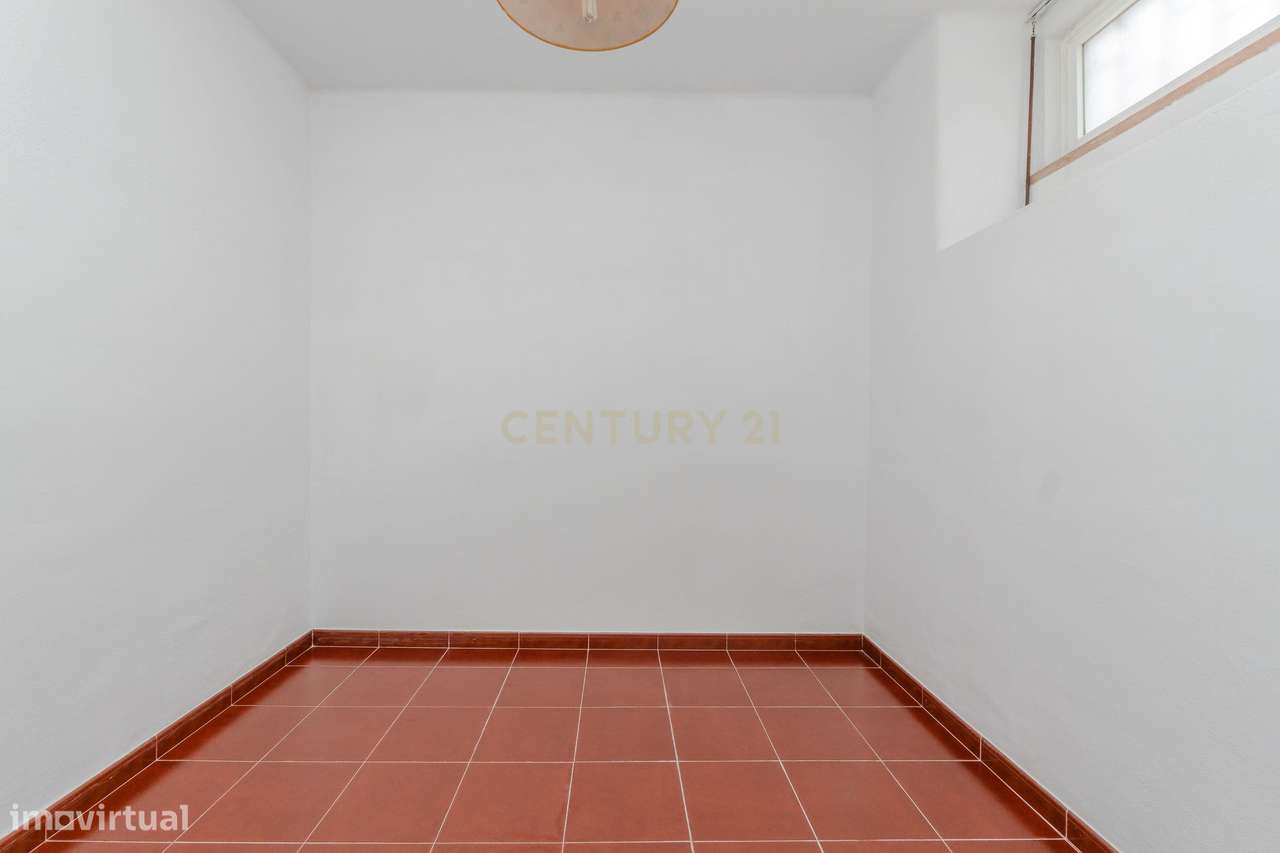 T2 na Rua Dr. Gama Barros 71 Alvalade, Lisboa-13