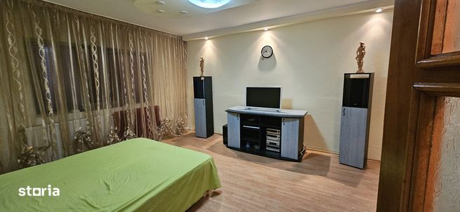 Apartament 4 camere decomandat Micro 20 pret 135.000 euro negociabil-7