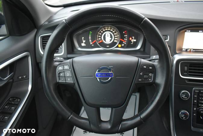 Volvo S60 D4 Drive-E Dynamic Edition (Momentum) - 32