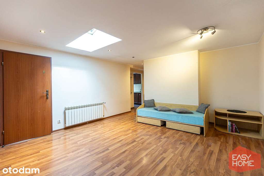 Klimatyczne, strychowe  mieszkanie na Wildzie.