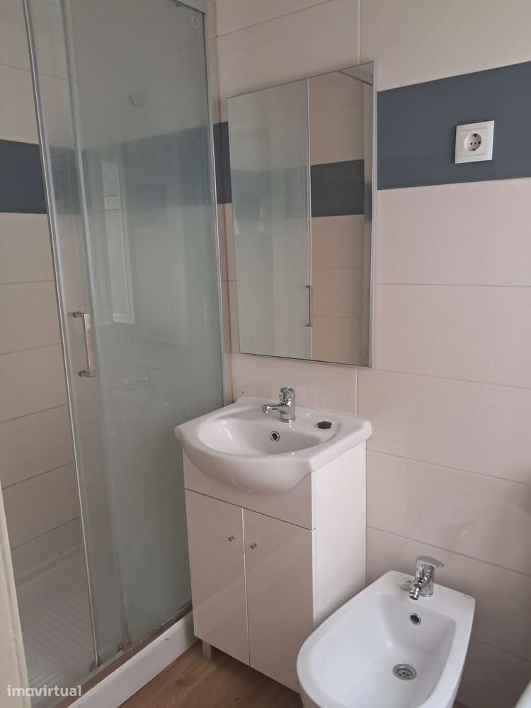 T1 em Arroios com cozinha separada-10