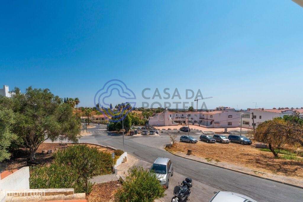 Magnífica Moradia T3 com Vista Mar e Localização Estratégica – Loulé-13