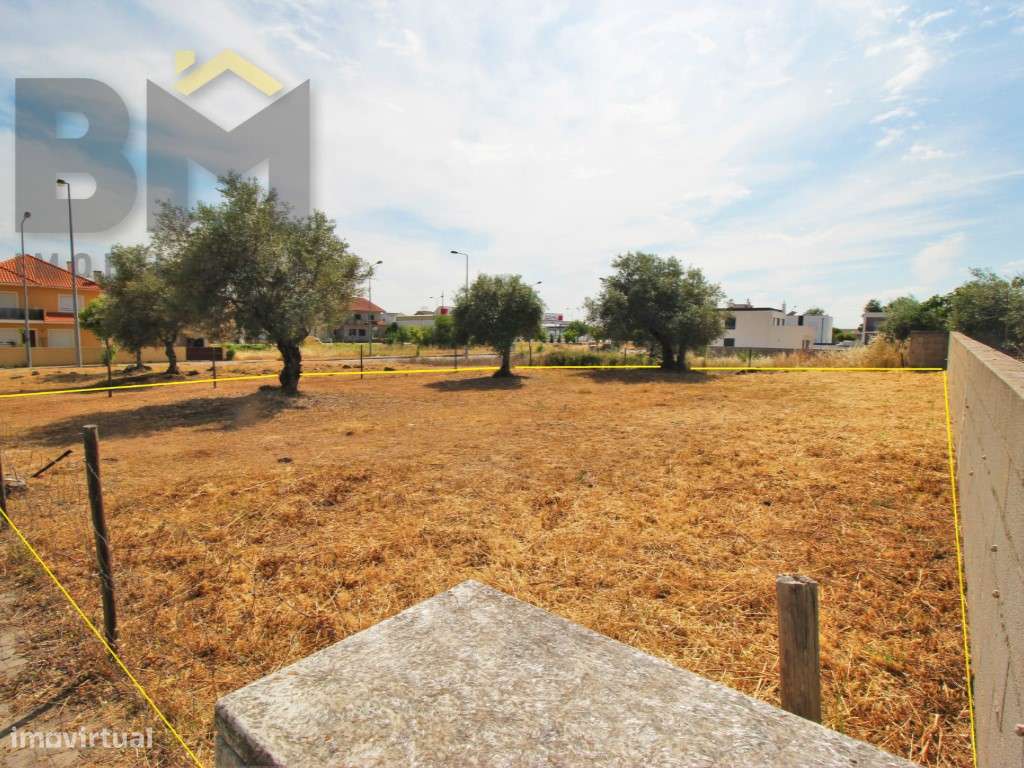 Lote de terreno 350,50m2 para construção de moradia - Vila de Alcains - Grande imagem: 2/4