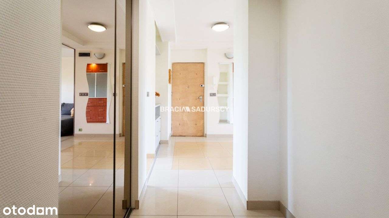 3-pokojowe mieszkanie z loggią- Zawodzie-17