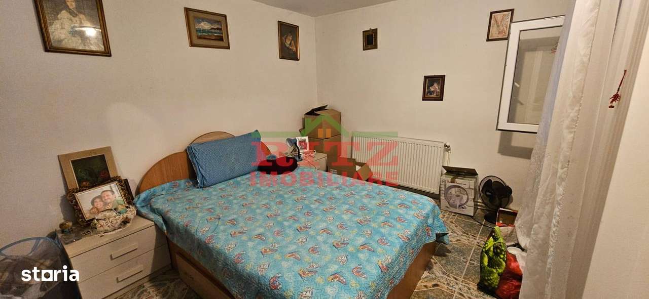 CASA  DE  VANZARE  P+1 E-0