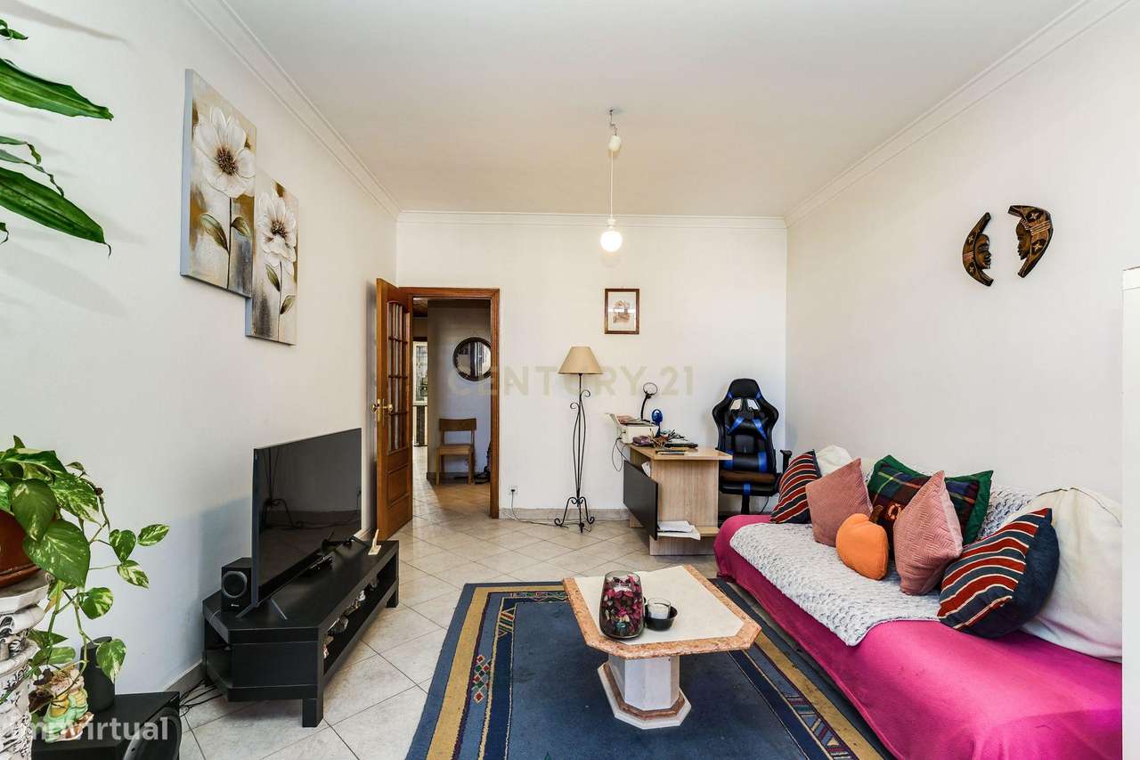 Apartamento T3 com Varandas em Almada, Setúbal - Grande imagem: 5/17