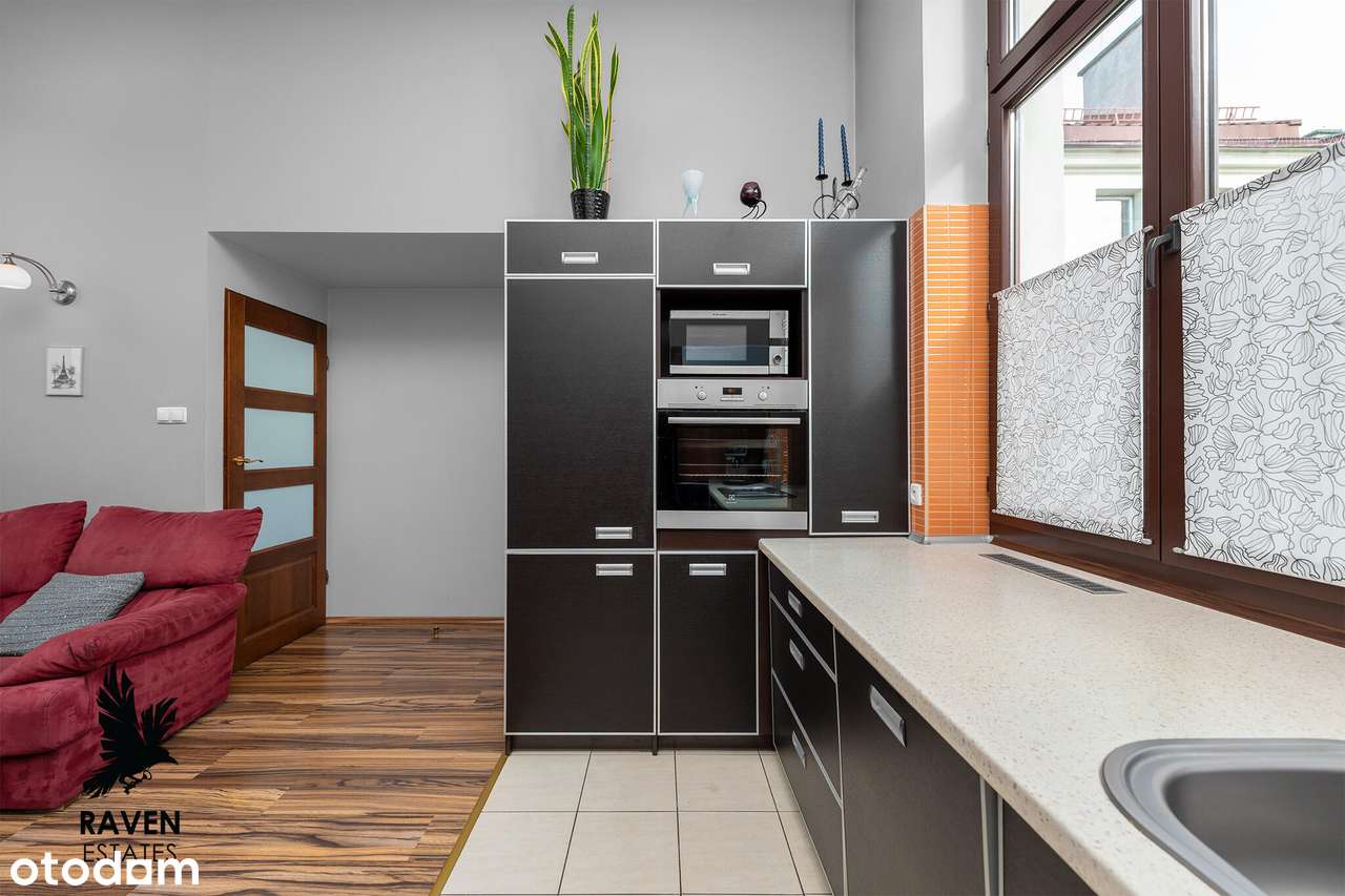 4-pokojowe mieszkanie w wyjątkowej kamienicy!-5