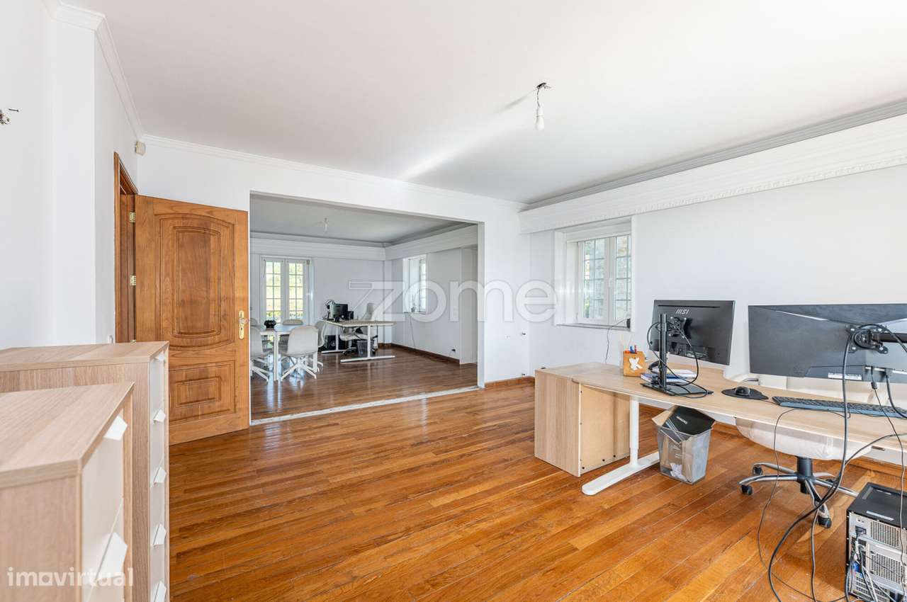 Moradia T7 Individual de 900 m2 em Barcelos, para Arrendamento - Grande imagem: 5/60