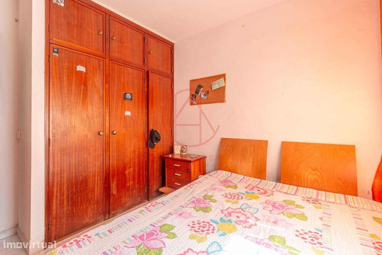 APARTAMENTO T3 1º andar c/ elevador - Sto Antonio da Charneca-28