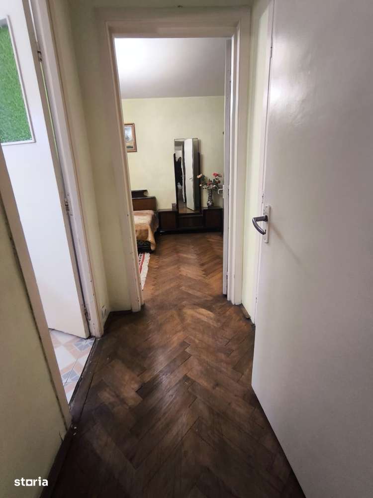 Vanzare apartament 2 camere parter strada principala Podu Ros-9