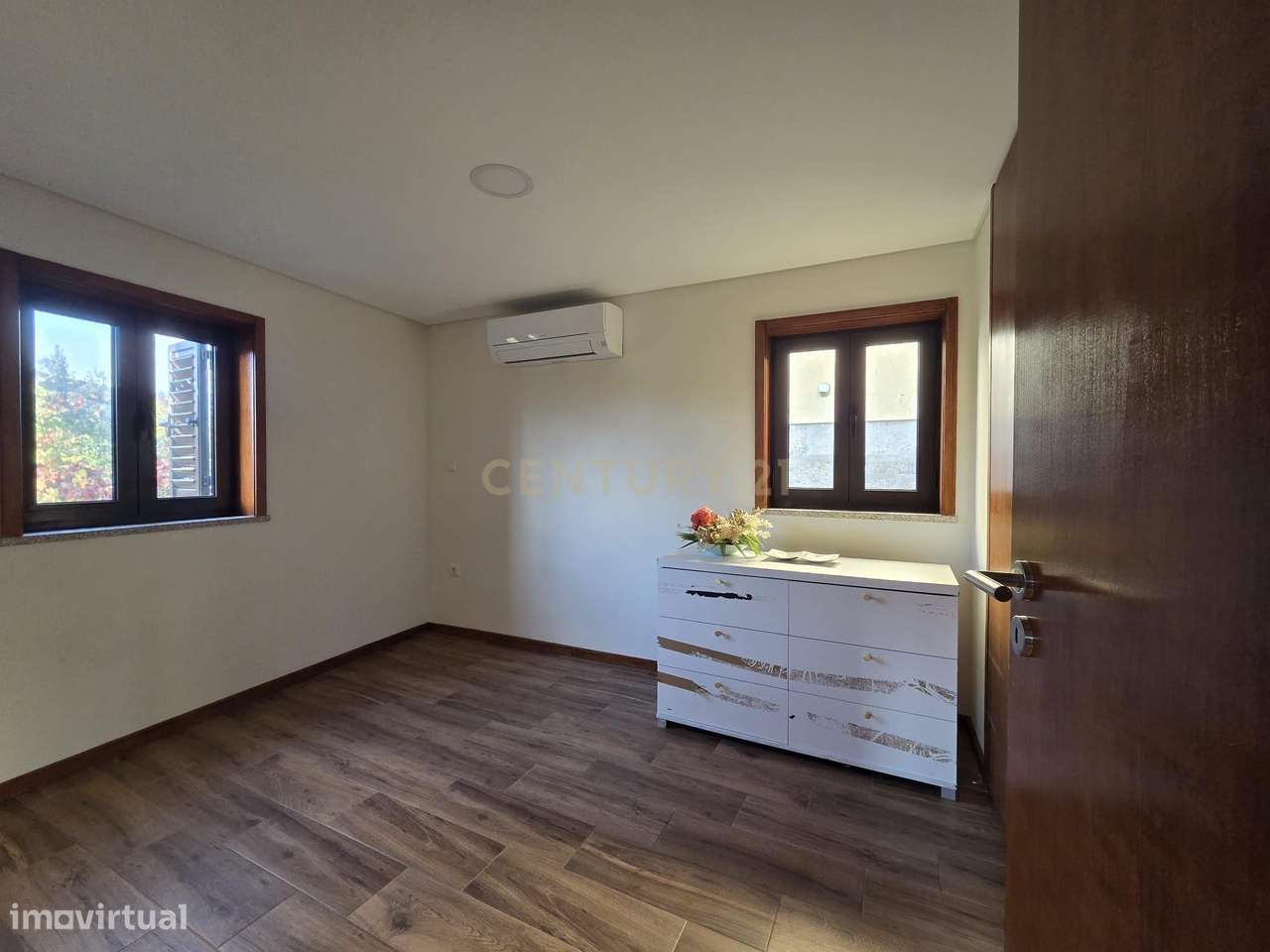 Prédio com 3 habitações para rentabilizar em Ancede, Baião - Grande imagem: 5/21