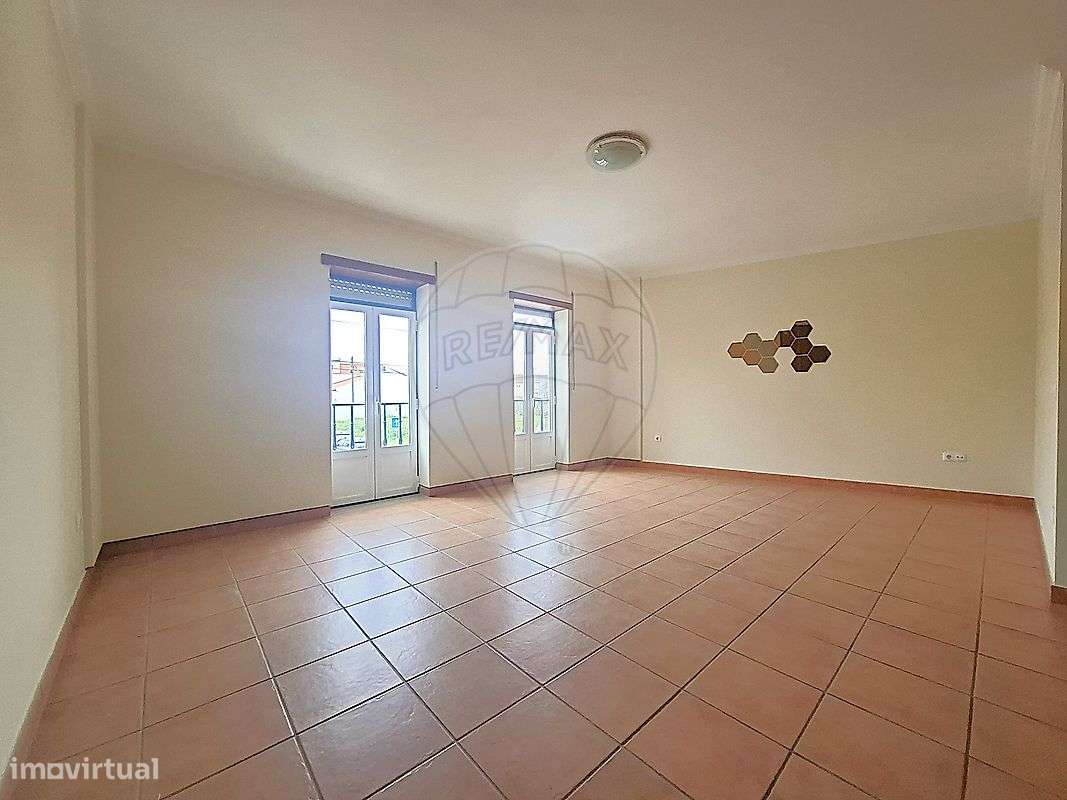 Apartamento T3 para arrendamento - Grande imagem: 2/13