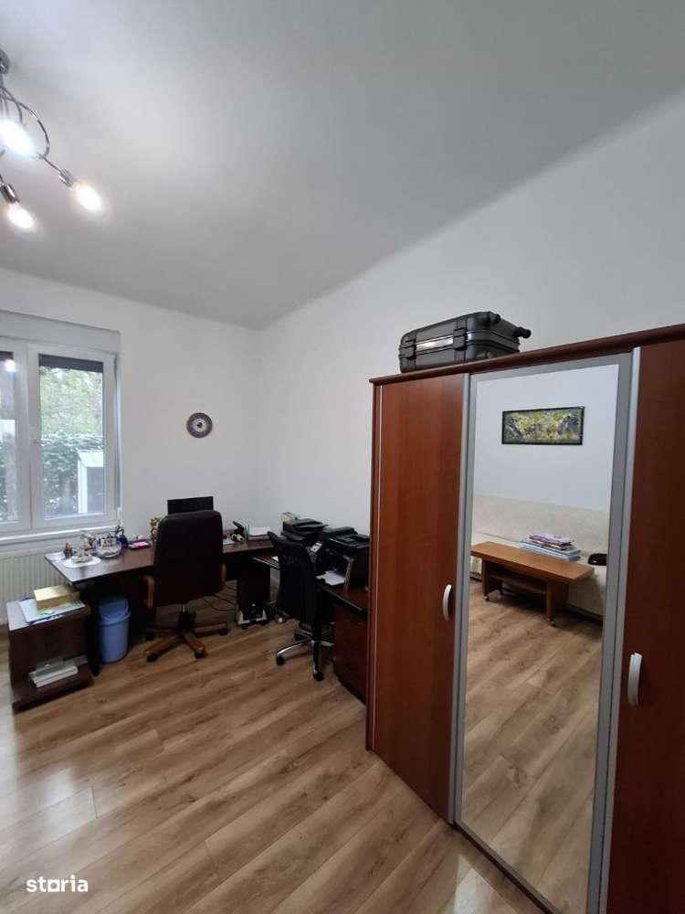 Ocazie!!! Blascovici – Casa 8 camere - Proiect 2 Familii - Imagine principală: 5/20