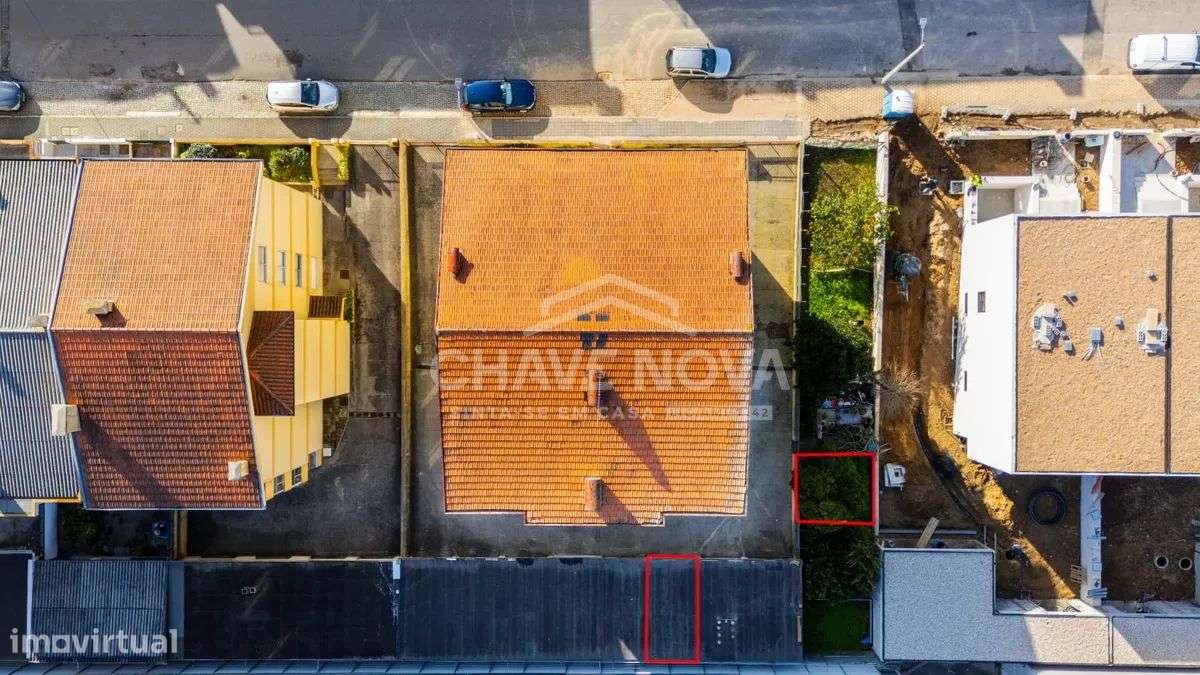 Apartamento T3 Remodelado com Garagem Box e Terreno para Cultivo-32