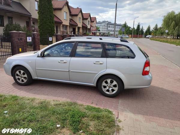 Chevrolet Lacetti - 3