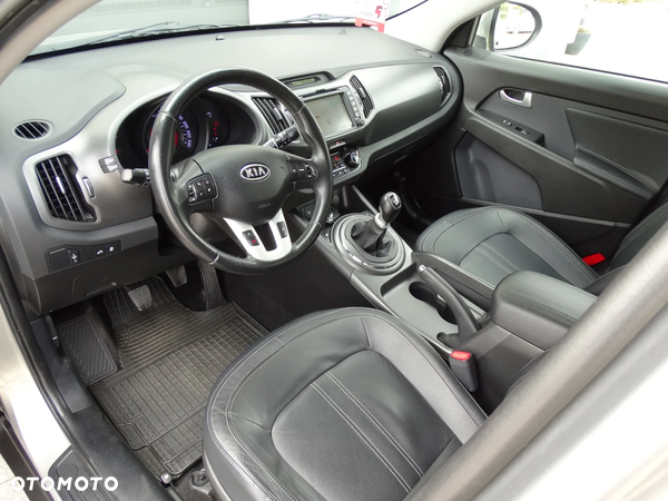 Kia Sportage 2.0 CRDI XL AWD - 13