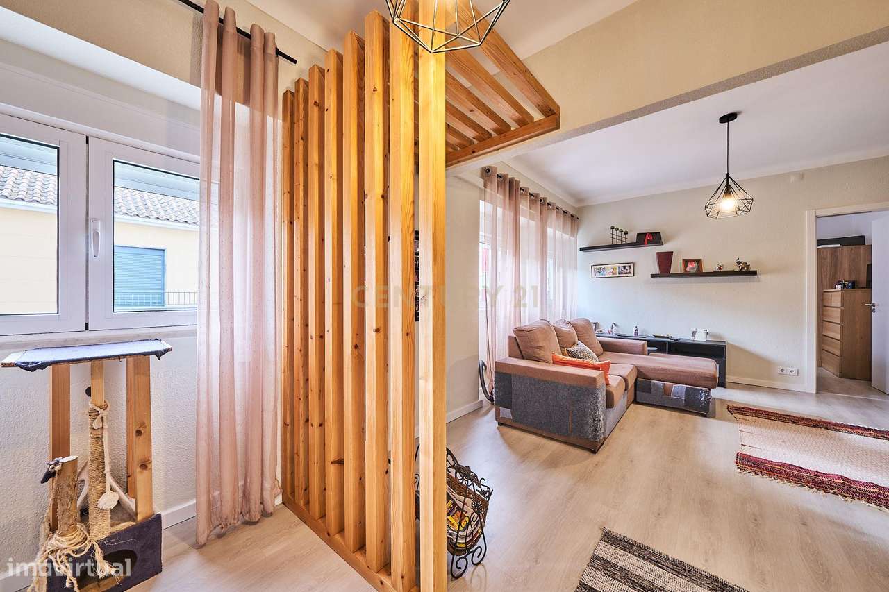 Excelente Apartamento T2 Totalmente Remodelado no Centro do Pinhal Nov - Grande imagem: 4/18