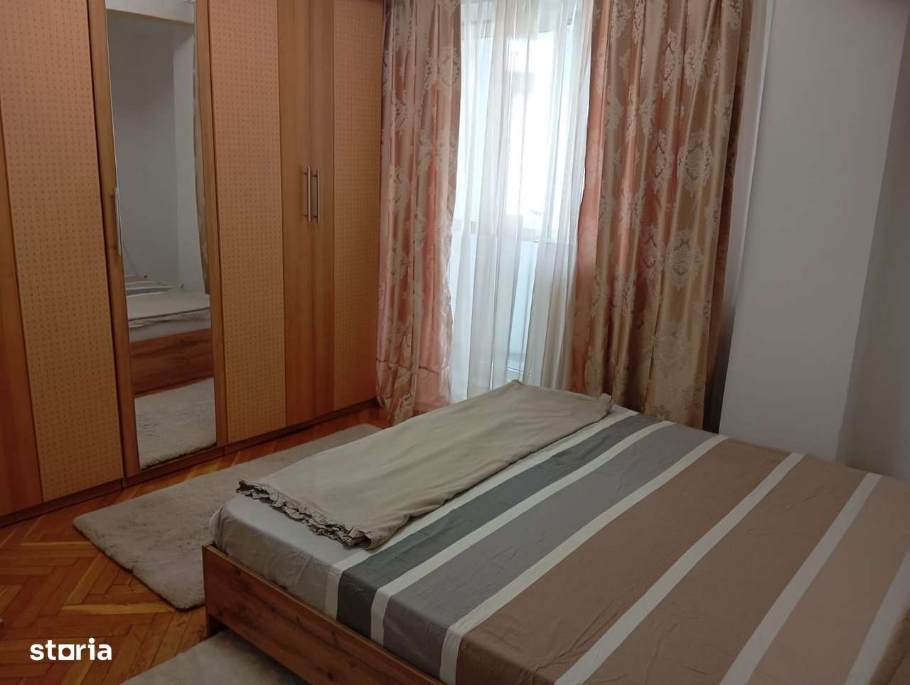 Apartament 3 camere, zona Ambasador, etaj 2 - Imagine principală: 4/8