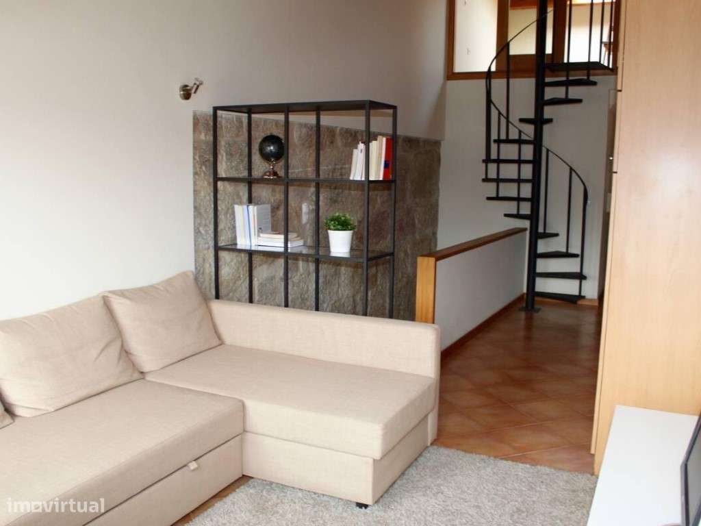 Predio Reabilitado c/ 5 Fraçoes com Licença de Alojamento Local com...-19