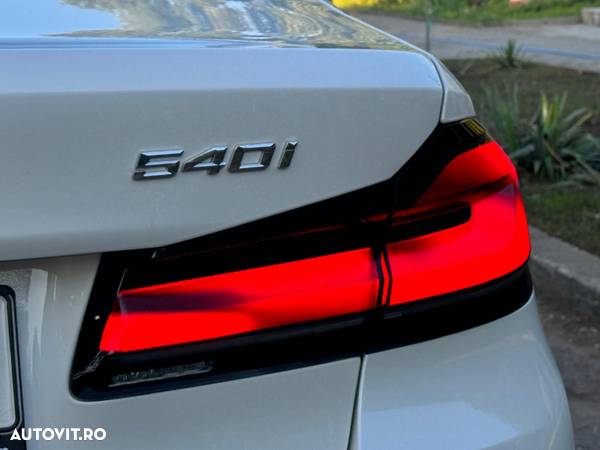 BMW Seria 5 540i xDrive MHEV - 7