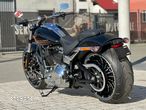 Harley-Davidson Softail Breakout - 19