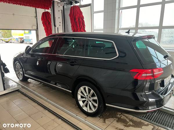 Volkswagen Passat 2.0 TDI BMT Highline DSG - 3