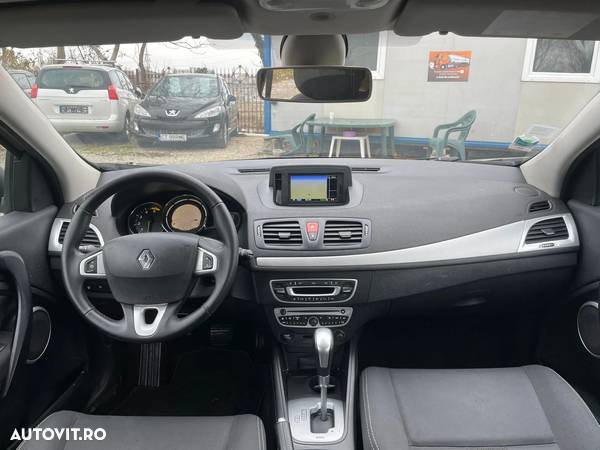 Renault Megane 1.5 dCi Dynamique Aut. - 9