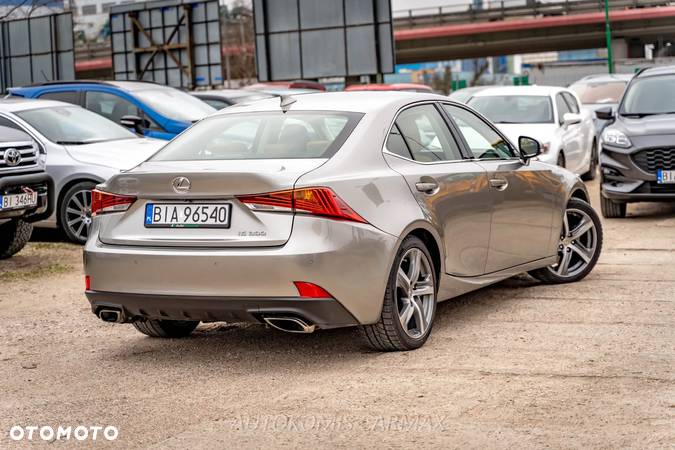 Lexus IS 200t / 300 Prestige - 7