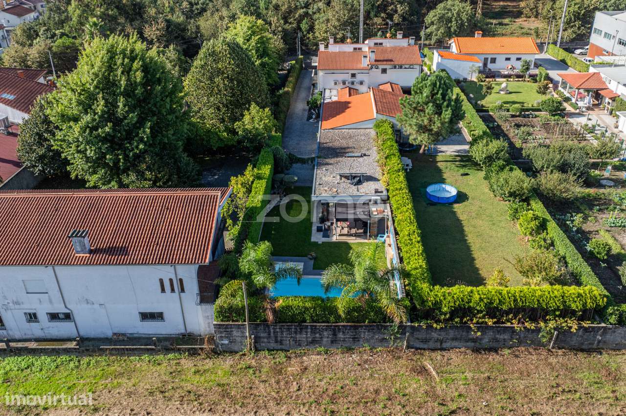 Moradia T3 Com Piscina-42