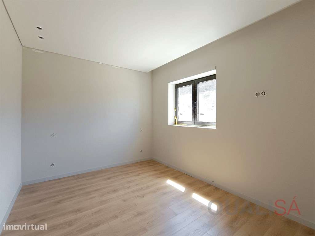 Apartamento T2 novo com logradouro e lugar de garagem em Ferreiros ...-9