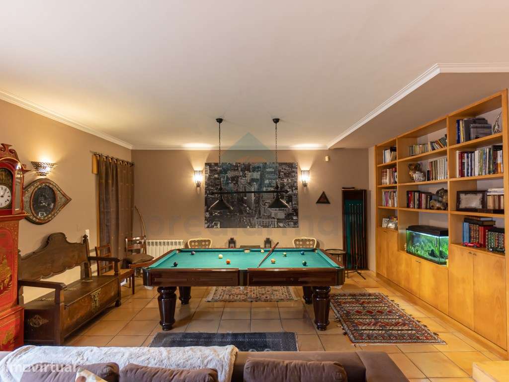 Moradia T5 em Vilarinha-27