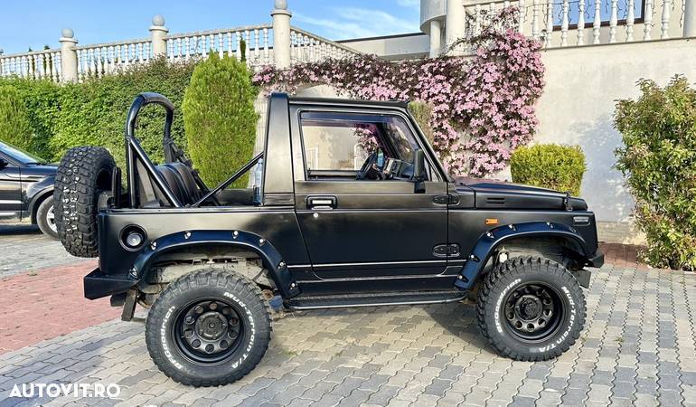 Suzuki Samurai - 1