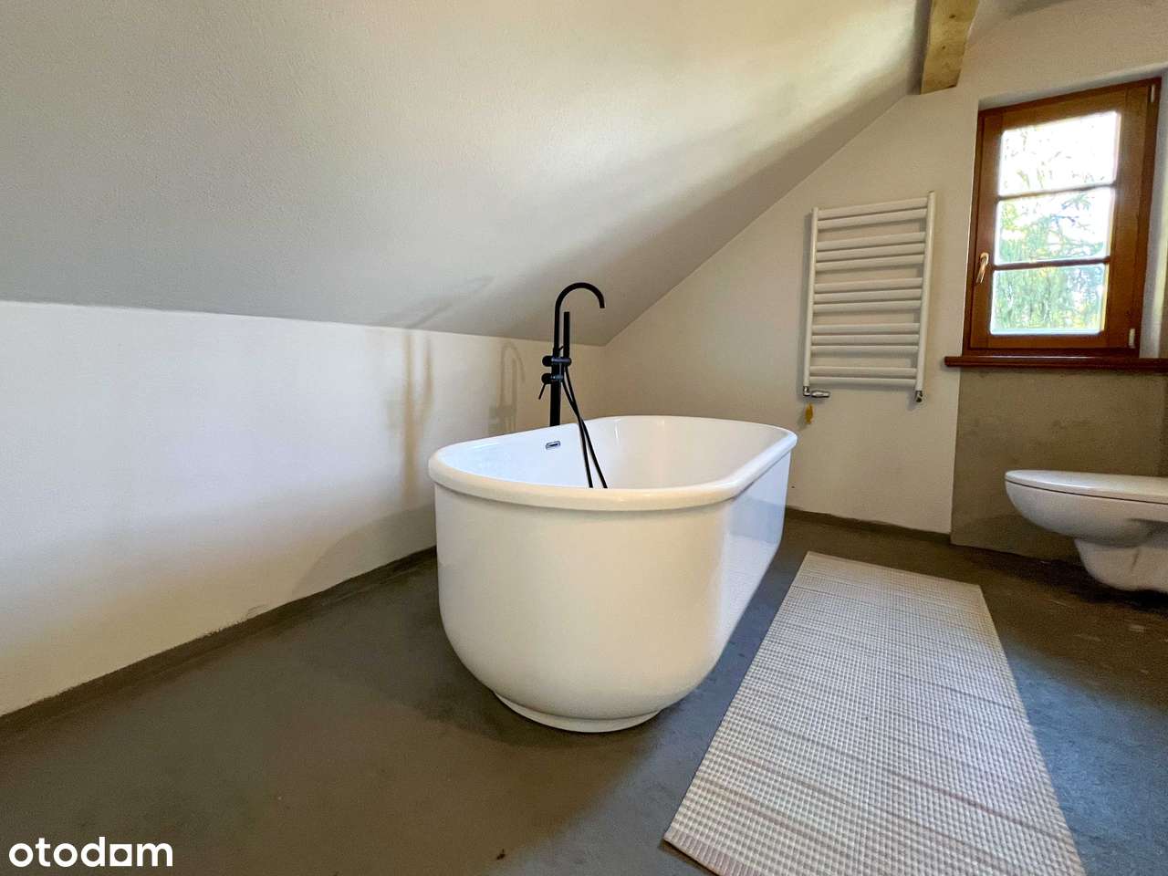 Dom położony w malowniczej i spokojnej okolicy – Nowe Mierzwice-16