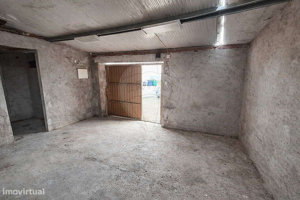 Garagem  para venda-8