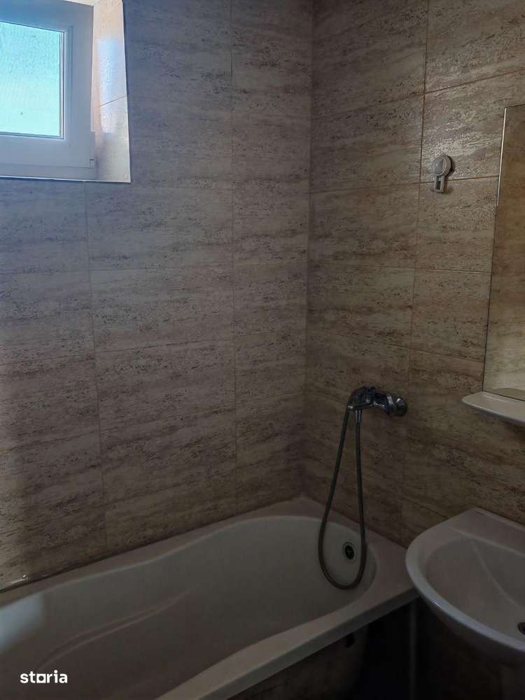 APARTAMENT 3 CAMERE DECOMANDAT ZONA PENINSULA/ PIATA OVIDIU - Imagine principală: 4/11