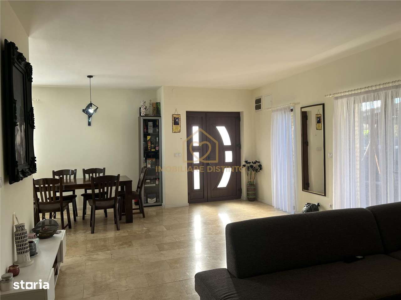 Casa si garaj cu 4 camere - Imagine principală: 5/17